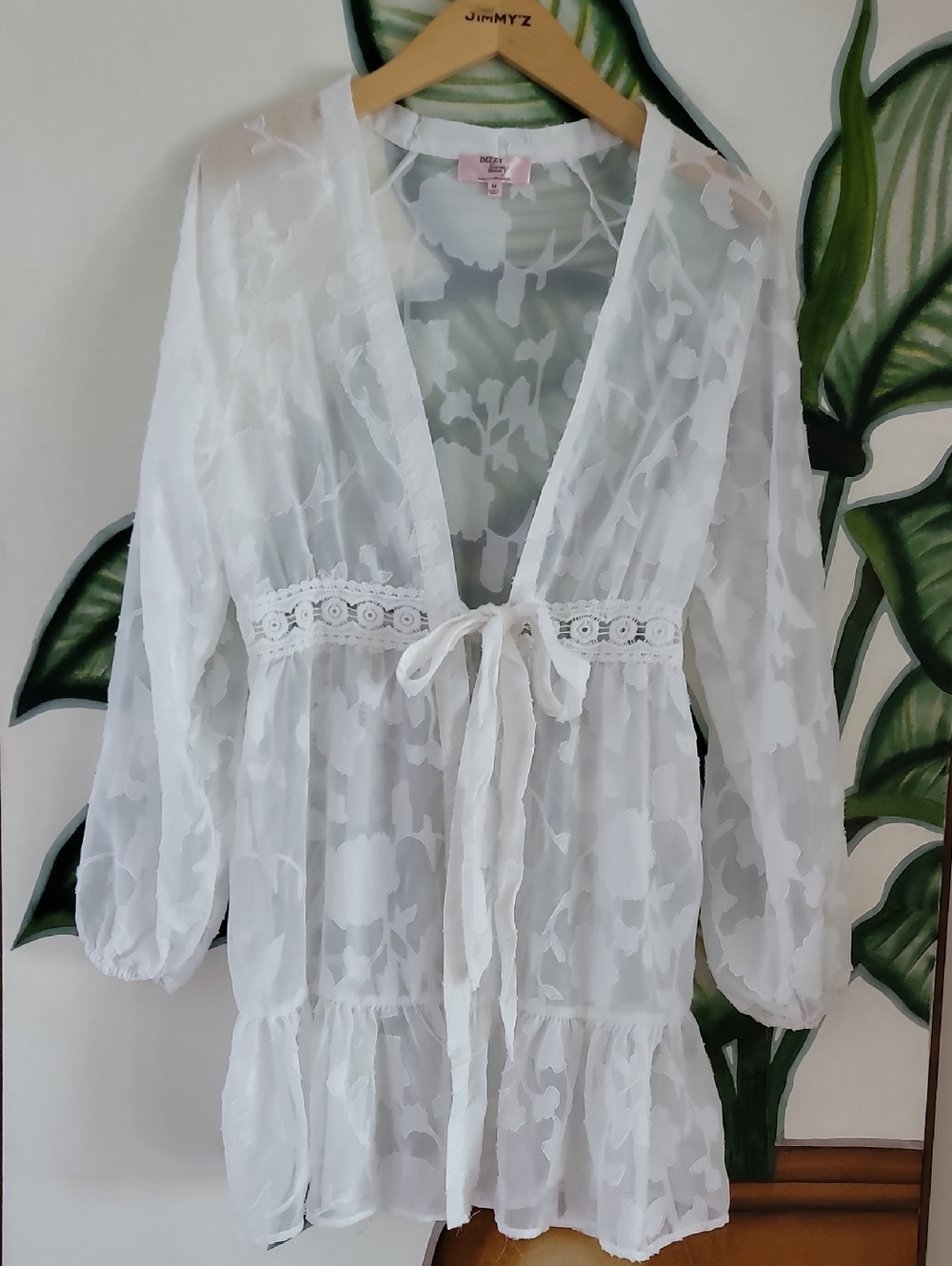 Dizzy Lizzy White Sheer Floral Longsleeve Tie front Beach-Coverup, Size M